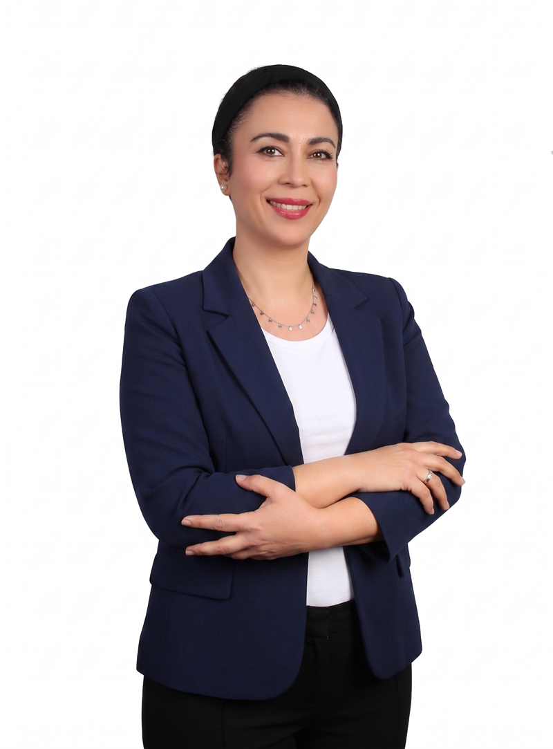 Julia — Real Estate Agent Türkiye, Decker Real Estate